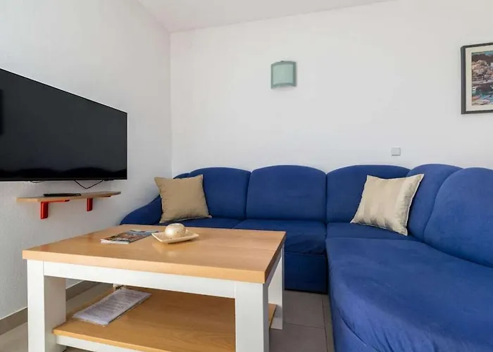 David & Matej Comfortable * Linardici